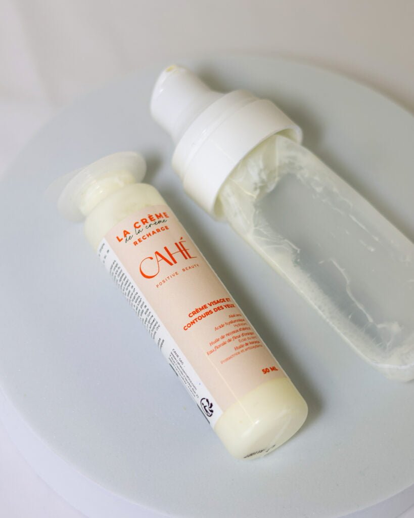 salle de bain zéro déchet avec Cahé, marque de cosmétiques rechargeables et écologique