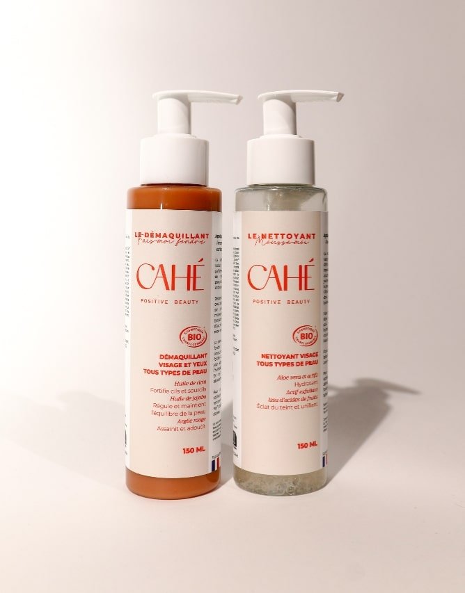 L’indispensable pack duo pour un nettoyage en profondeur tout en douceur. Démaquillant et nettoyant pour une peau parfaitement propre et purifiée. La base idéale pour une routine de soin efficace.